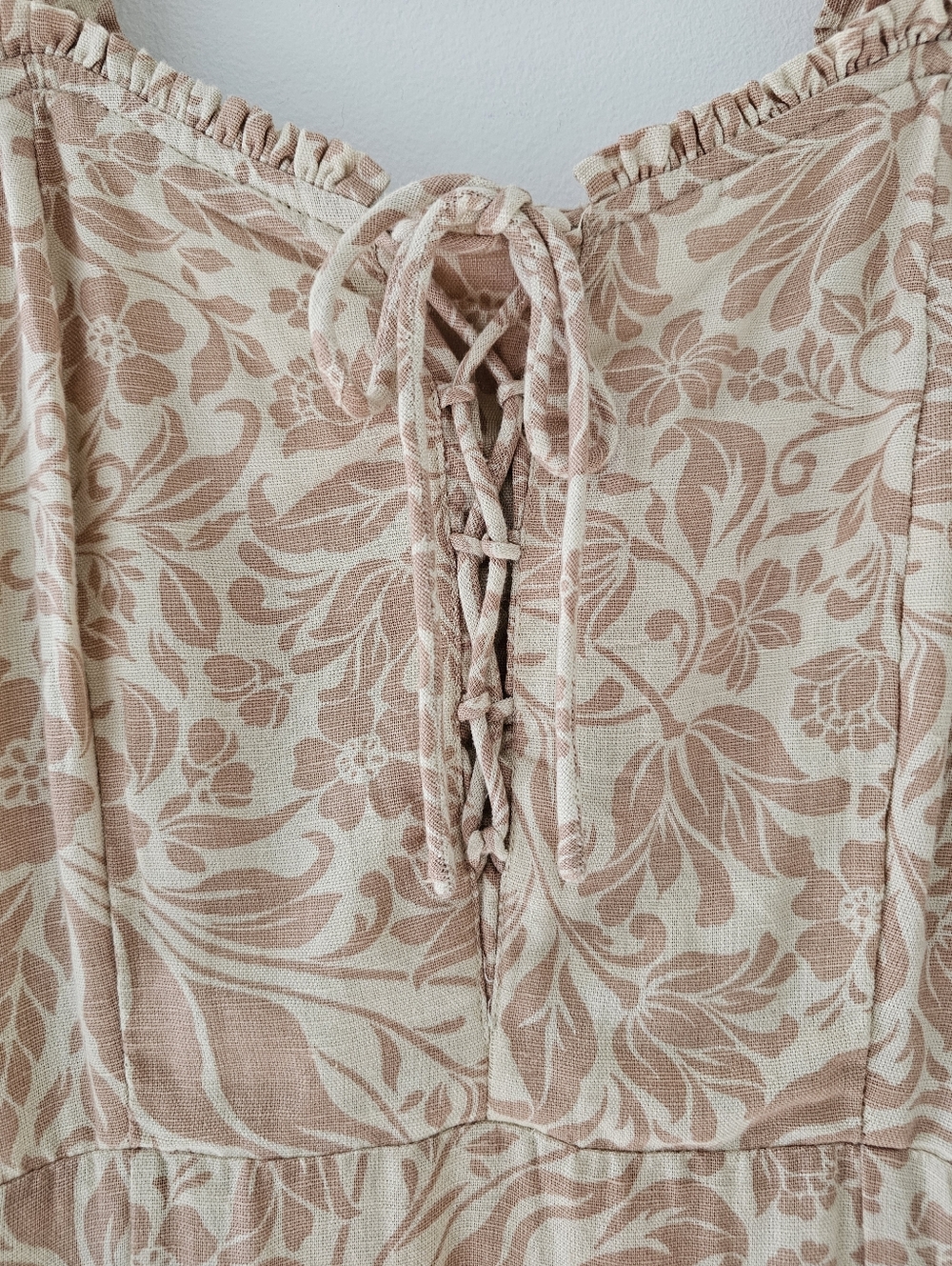 Linen Blend Floral Dress with Ruffle Straps - Picture 5 of 6